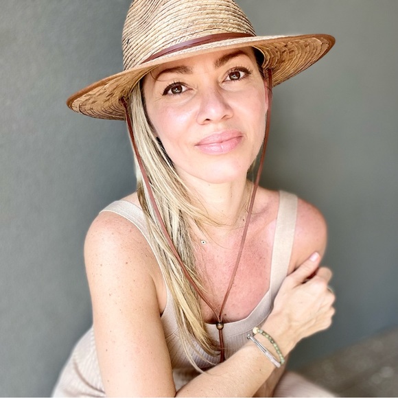 Meet your Posher, Taylor - Picture 7 of 10